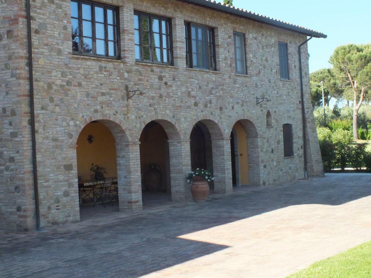 טורג'אנו Agriturismo Wine Casale Villa Chiara מראה חיצוני תמונה